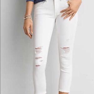 American Eagle white crop jegging